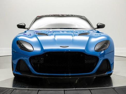 Used 2022 Aston Martin DBS Superleggera RWD image 2
