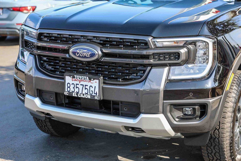 Used 2025 Ford Ranger XLT w/ Equipment Group 301A High AWD/4WD image 18