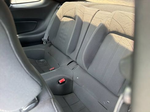 Used 2020 Ford Mustang Coupe RWD image 12