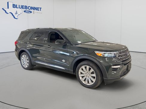 Used 2023 Ford Explorer King Ranch w/ Technology Package RWD image 3