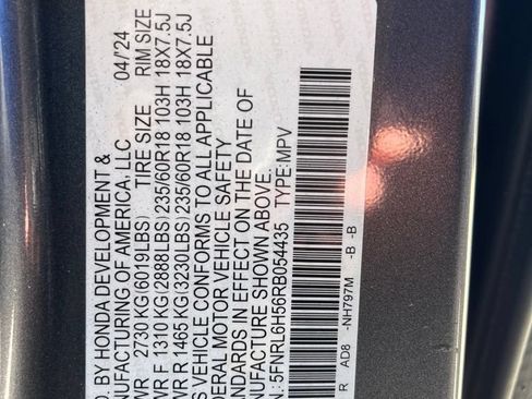 Used 2024 Honda Odyssey EX image 10