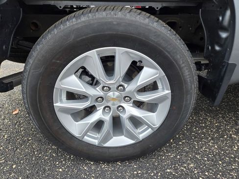 Certified 2025 Chevrolet Silverado 1500 Custom image 40