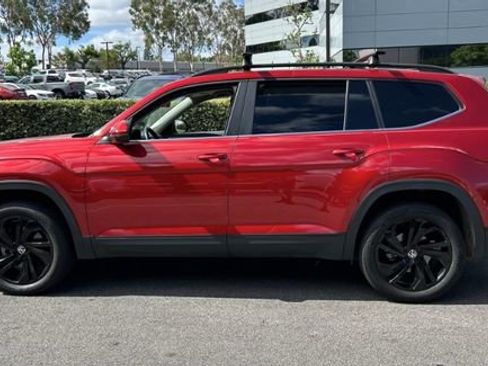 Used 2022 Volkswagen Atlas SE FWD image 3