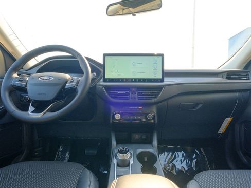 New 2025 Ford Escape SE image 29