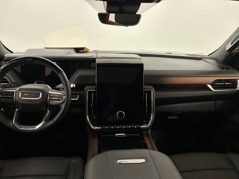Used 2025 GMC Yukon Denali w/ Denali Reserve Package AWD/4WD image 20