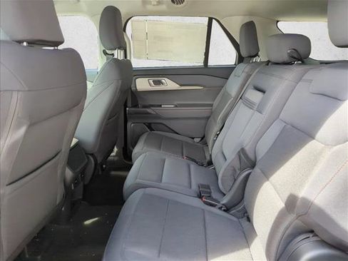 New 2026 Ford Explorer Active image 16