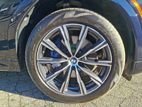 Used 2023 BMW X6 xDrive40i w/ M Sport Package image 8