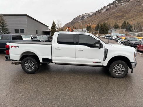 Used 2024 Ford F350 Lariat w/ Lariat Ultimate Package image 7