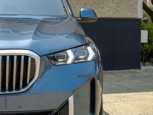 Used 2024 BMW X5 sDrive40i w/ Premium Package RWD image 55
