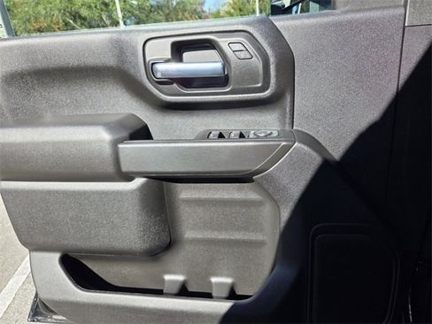 Used 2024 Chevrolet Silverado 2500 Custom w/ Custom Value Package image 28