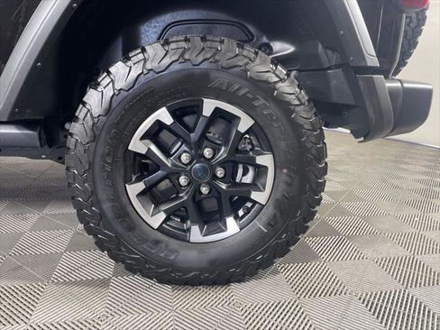 Certified 2025 Jeep Wrangler Unlimited Rubicon 4xe w/ Safety Group AWD/4WD image 9