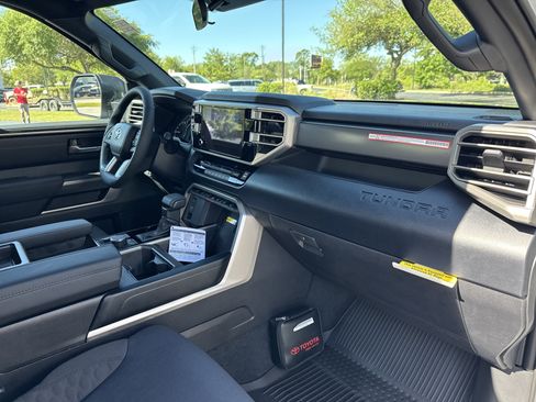 New 2026 Toyota Tundra SR5 AWD/4WD image 33