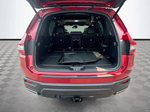 Used 2025 Honda Pilot Black Edition image 27