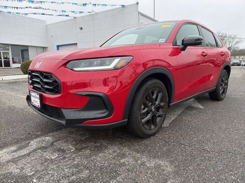 Used 2024 Honda HR-V Sport image 1