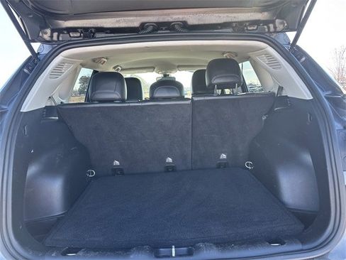 Used 2019 Jeep Compass Limited image 17