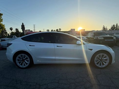 Used 2023 Tesla Model 3 Standard Range RWD image 8