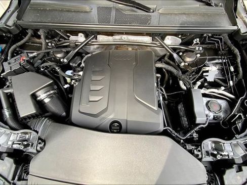 New 2025 Audi Q5 Premium Plus image 10