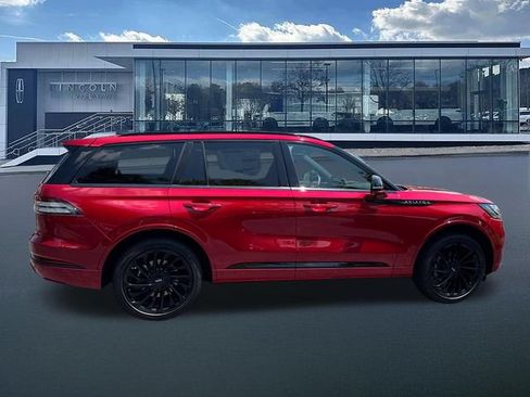 New 2026 Lincoln Aviator Reserve w/ Jet Appearance Package AWD/4WD image 9