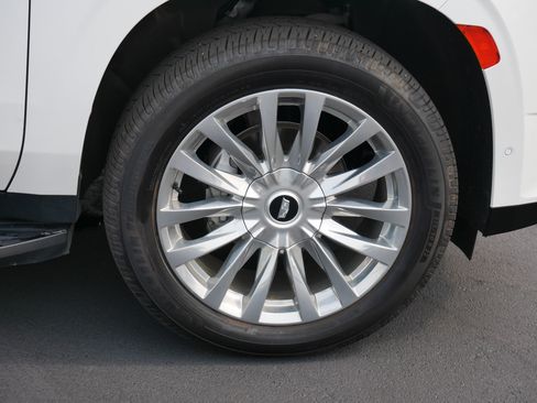 Certified 2023 Cadillac Escalade Premium Luxury AWD/4WD image 14