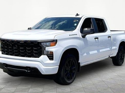 Used 2024 Chevrolet Silverado 1500 Custom AWD/4WD image 3