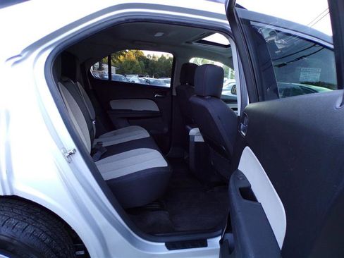 Used 2011 Chevrolet Equinox LT w/ Driver Convenience Package image 21