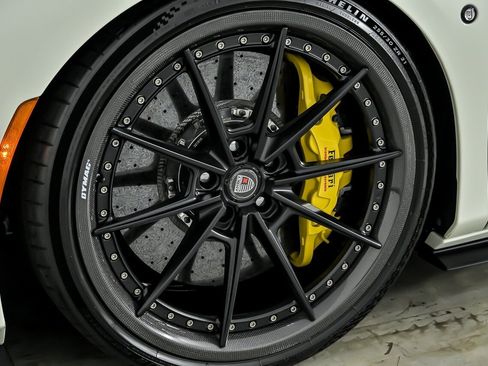 Used 2022 Ferrari F8 Tributo image 18