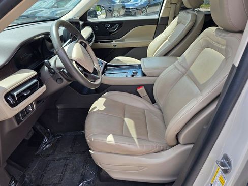 Used 2022 Lincoln Aviator Reserve RWD image 17