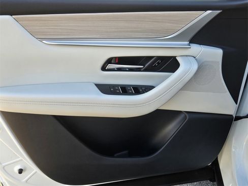 Certified 2025 MAZDA CX-90 3.3 Turbo w/ Premium Plus Pkg image 10