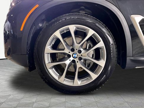 Certified 2026 BMW X5 xDrive40i AWD/4WD image 13