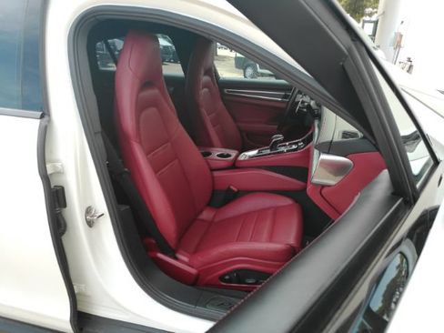 Used 2022 Porsche Panamera Platinum Edition RWD image 21