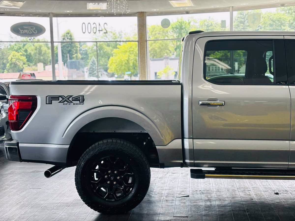 Used 2025 Ford F150 XLT w/ Equipment Group 302A MID AWD/4WD image 7