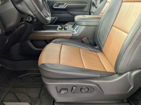 Certified 2026 Chevrolet Silverado 3500 High Country w/ High Country Premium Package image 15