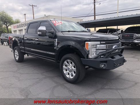 Used 2017 Ford F250 Platinum w/ FX4 Off-Road Package image 2