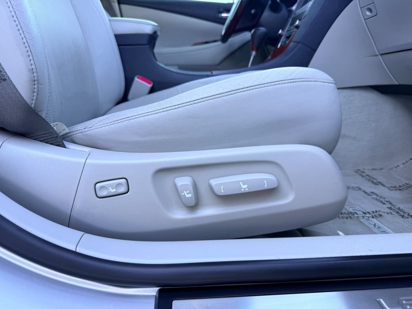 Used 2007 Lexus ES 350 w/ Premium Plus Pkg FWD image 22