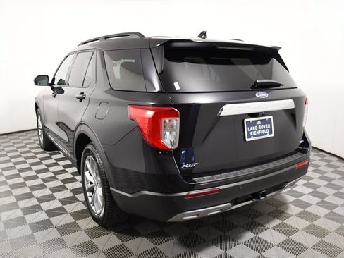 Used 2020 Ford Explorer XLT w/ Equipment Group 202A AWD/4WD image 4