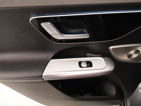 Used 2023 Mercedes-Benz EQE 350+ SUV image 16