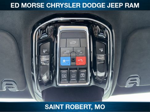 Used 2023 Jeep Grand Wagoneer L Series III AWD/4WD image 19