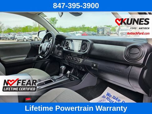 Used 2022 Toyota Tacoma SR AWD/4WD image 32