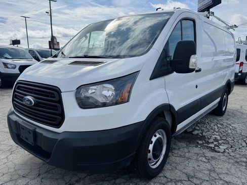 Used 2019 Ford Transit 150 130 Low Roof RWD image 4