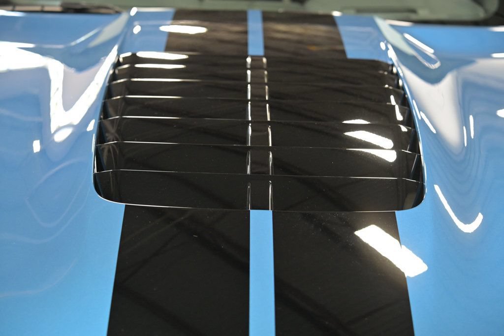 Used 2020 Ford Mustang Shelby GT500 w/ Carbon Fibre Track Pack RWD image 4
