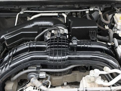 Used 2017 Subaru Impreza 2.0i Premium image 38