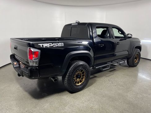 Certified 2021 Toyota Tacoma TRD Off-Road w/ Technology Package AWD/4WD image 3