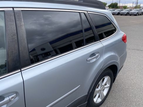 Used 2014 Subaru Outback 2.5i Limited image 46