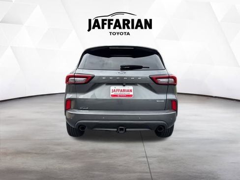 Used 2023 Ford Escape ST-Line Elite w/ Premium Technology Package image 6