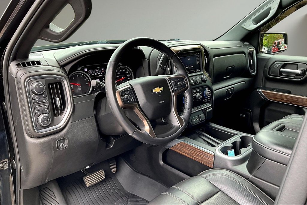Used 2020 Chevrolet Silverado 1500 High Country w/ Z71 Off-Road Package AWD/4WD image 18