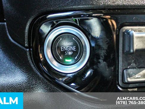 Used 2025 GMC Sierra 1500 SLT image 26