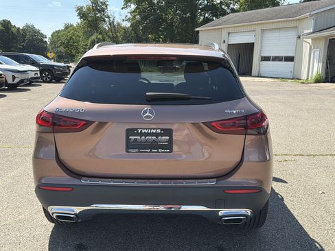 Used 2022 Mercedes-Benz GLA 250 4MATIC w/ Premium Package Lite image 7
