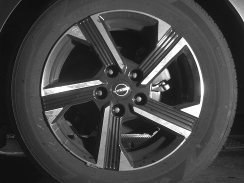 Used 2025 Nissan Sentra SV FWD image 13