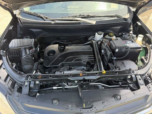 Used 2018 Chevrolet Equinox LS w/ LPO, Cargo Package image 17