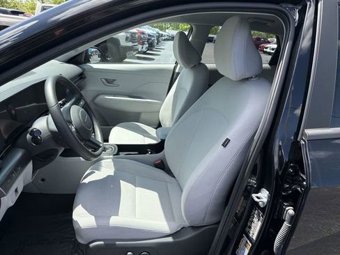 Used 2025 Hyundai Kona SEL AWD/4WD image 19
